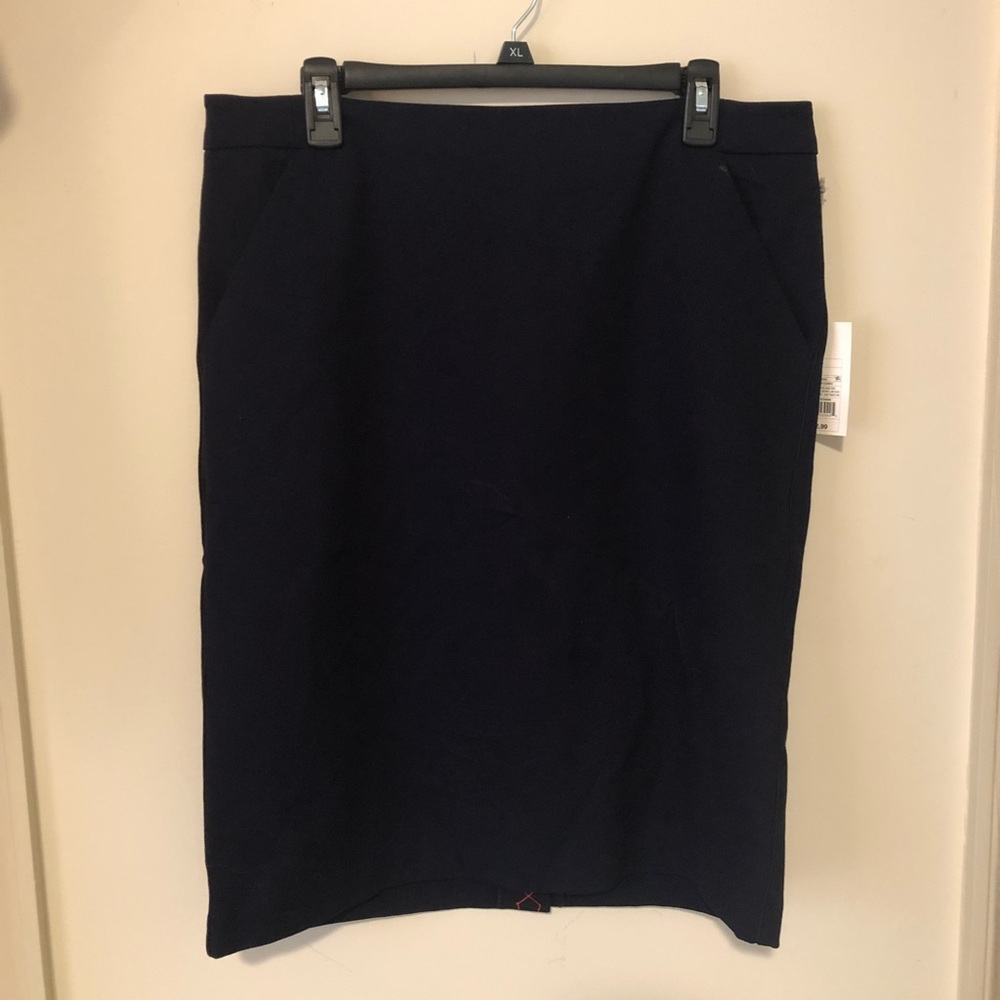 NWT Navy Stretch Skirt with Gold Zipper, Sz 14